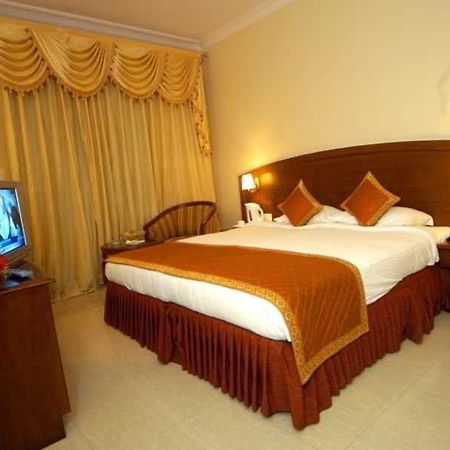 Aj International Hotel Bangalore Camera foto