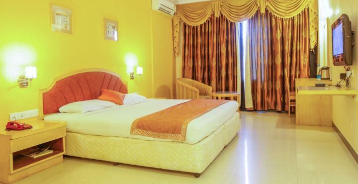 Aj International Hotel Bangalore Esterno foto